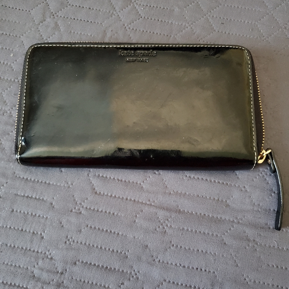 Zip around  wallet full size